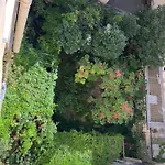 Charming Flat In The Heart Of Paris